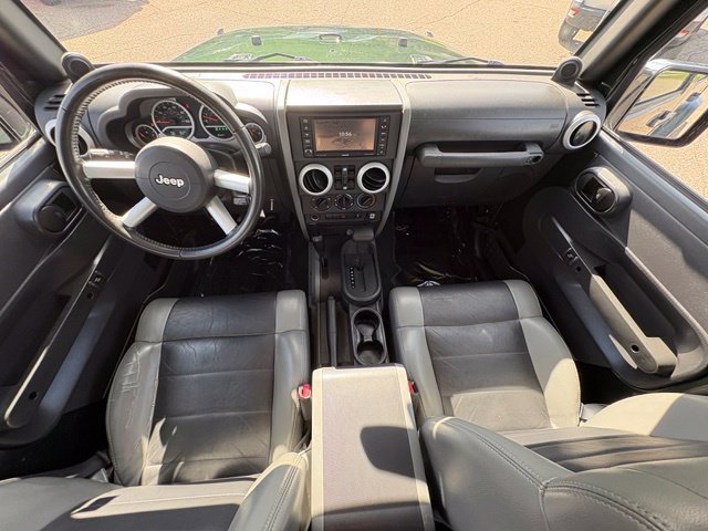 Used 2010 Jeep Wrangler Unlimited Sahara w/ Mopar Chrome Edition Group AWD/4WD image 11