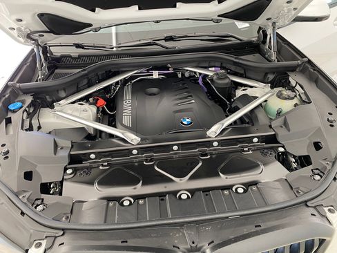 New 2026 BMW X5 xDrive40i w/ M Sport Package image 32