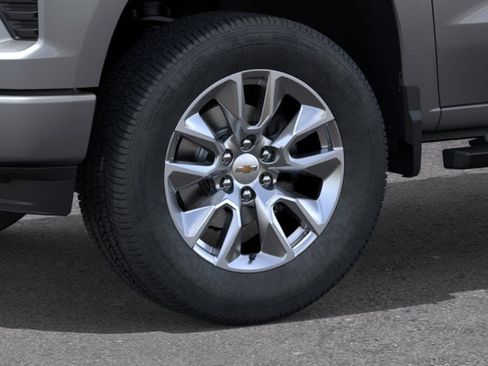 Used 2026 Chevrolet Silverado 1500 Custom AWD/4WD image 9