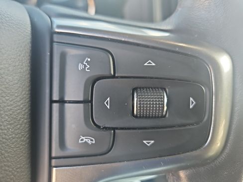 Used 2021 Chevrolet Silverado 1500 RST AWD/4WD image 15