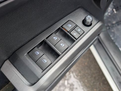 Used 2023 Toyota Tacoma TRD Sport AWD/4WD image 14