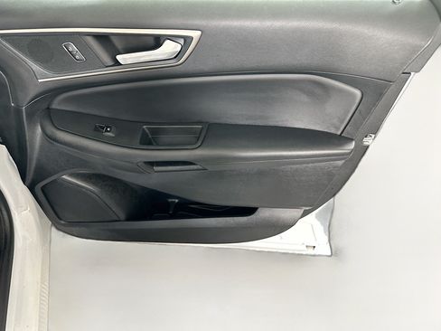 Used 2024 Ford Edge SEL AWD/4WD image 30