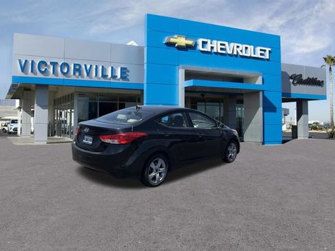 Used 2013 Hyundai Elantra GLS w/ Preferred Pkg FWD image 6