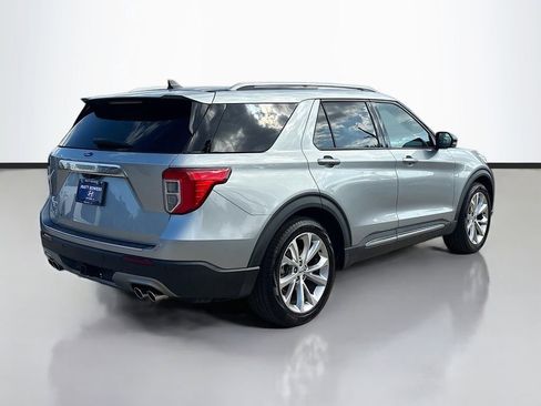 Used 2022 Ford Explorer Platinum w/ Equipment Group 601A image 5