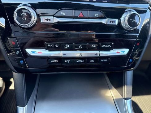 Certified 2022 Ford Explorer Platinum w/ Equipment Group 601A image 26