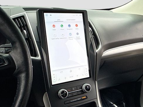 Used 2022 Ford Edge SEL image 10