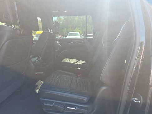 Used 2023 Cadillac Escalade ESV Sport Platinum w/ LPO, ONYX Package AWD/4WD image 10