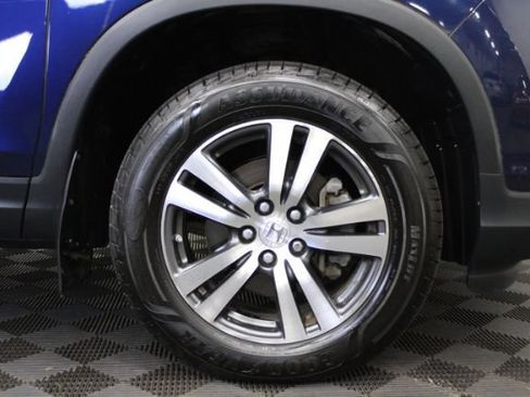 Used 2017 Honda Ridgeline RTS image 6