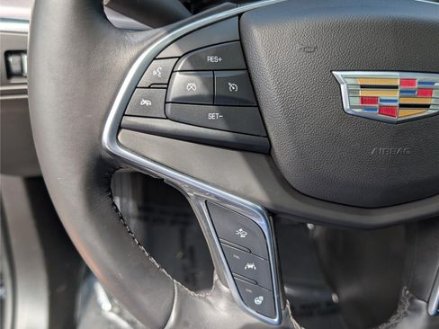 Used 2017 Cadillac XT5 Luxury w/ Driver Awareness Package FWD image 23