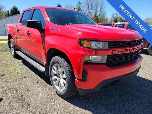 Used 2020 Chevrolet Silverado 1500 Custom w/ Custom Value Package AWD/4WD image 1