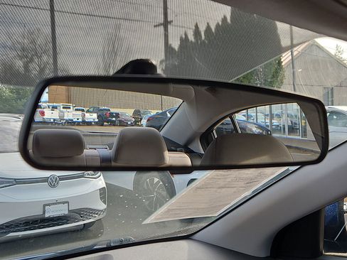 Used 2018 Hyundai Elantra SE image 20