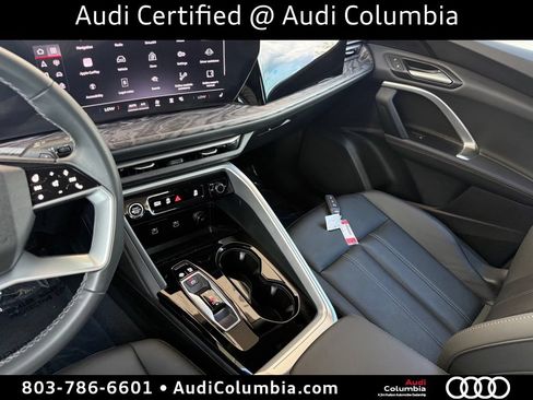 Used 2025 Audi Q5 Premium AWD/4WD image 32