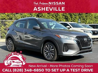 Certified 2022 Nissan Kicks SV