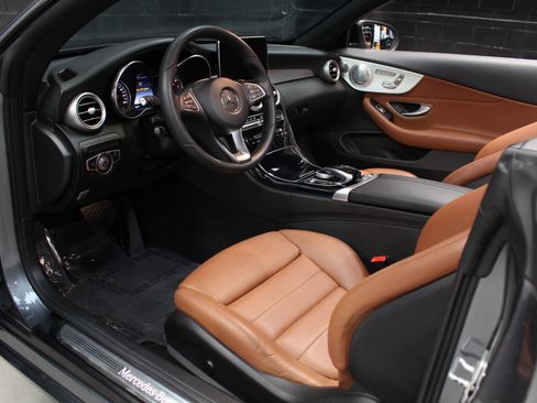 Used 2017 Mercedes-Benz C 300 Cabriolet image 30