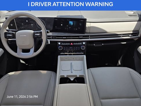 Used 2025 Hyundai Santa Fe Calligraphy FWD image 11