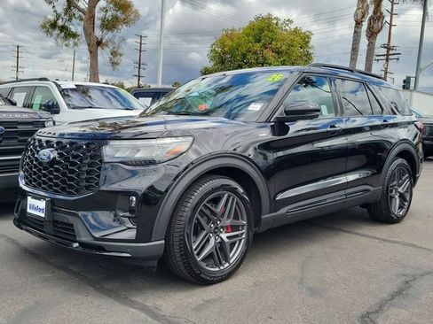 Used 2026 Ford Explorer ST-Line w/ ST-Line Street Pack RWD image 27