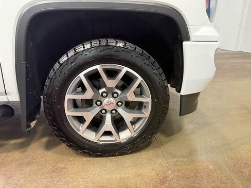 Used 2018 GMC Sierra 1500 SLT image 91