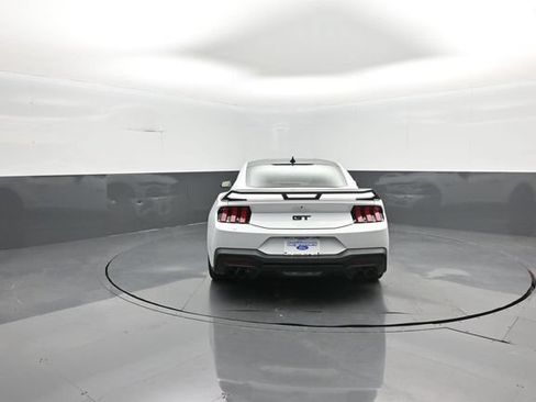 New 2026 Ford Mustang GT w/ GT Performance Package RWD image 6