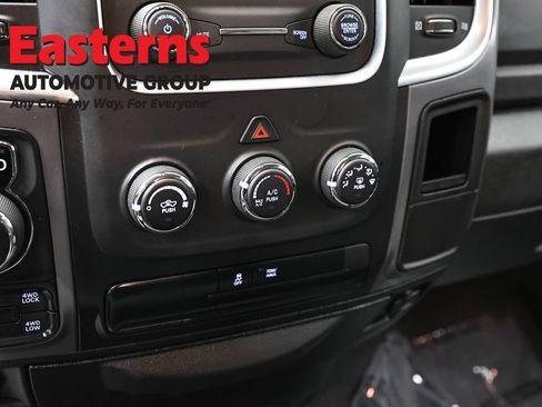 Used 2024 RAM 1500 Classic SLT AWD/4WD image 19