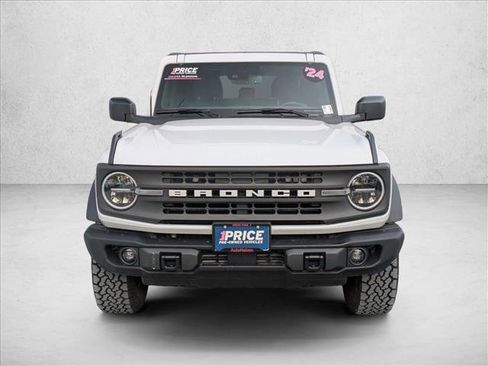 Used 2024 Ford Bronco Black Diamond image 2