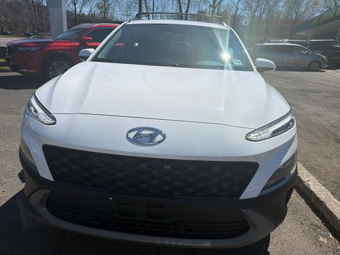 Used 2023 Hyundai Kona SEL w/ Convenience Package image 2