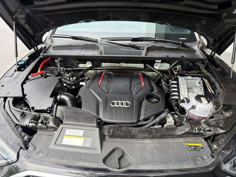 Used 2025 Audi SQ5 Premium Plus AWD/4WD image 5