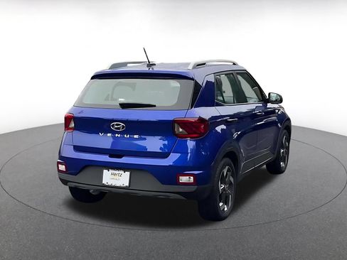 Used 2026 Hyundai Venue SEL FWD image 15