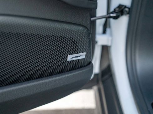 Certified 2025 Porsche Panamera 4 image 11