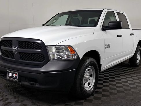 Used 2016 RAM 1500 Tradesman w/ Popular Equipment Group AWD/4WD image 3