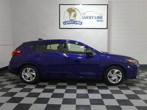 Used 2024 Subaru Impreza 2.0i image 6