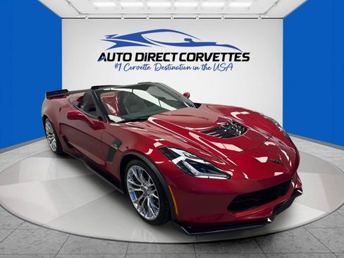 Used 2015 Chevrolet Corvette Z06 w/ 3LZ Preferred Equipment Group RWD image 4