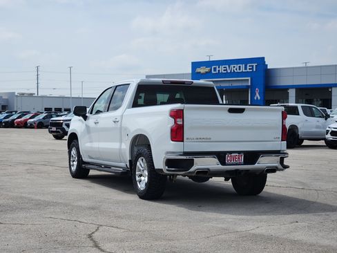 Used 2022 Chevrolet Silverado 1500 LTZ w/ Z71 Off-Road Package AWD/4WD image 5