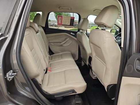 Used 2017 Ford Escape Titanium image 20