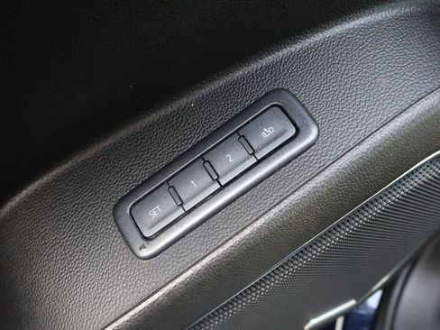 Used 2020 Chevrolet Tahoe Premier AWD/4WD image 17