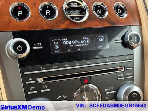 Used 2014 Aston Martin DB9 Volante image 29