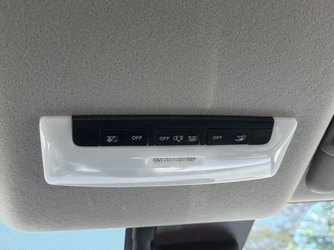 Certified 2025 Nissan Versa SV w/ Trunk Package FWD image 22