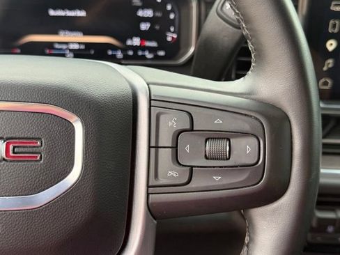 Used 2026 GMC Sierra 1500 SLT AWD/4WD image 19