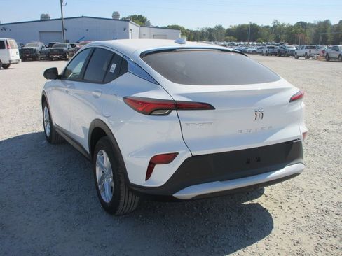 New 2026 Buick Envista Preferred image 8