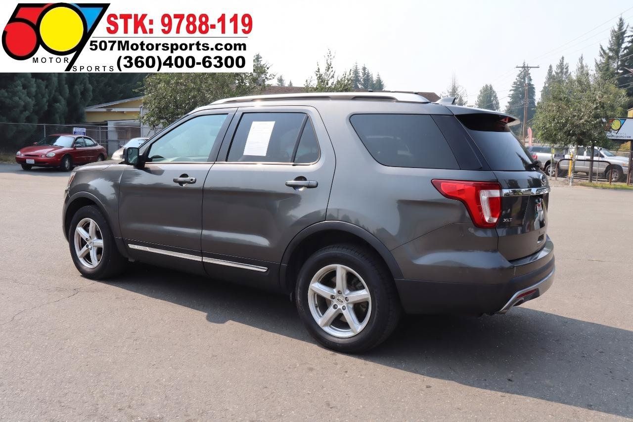 Used 2016 Ford Explorer XLT AWD/4WD image 5