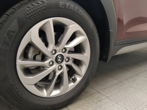 Used 2017 Hyundai Tucson SE Plus AWD/4WD image 31