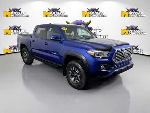 Used 2022 Toyota Tacoma TRD Off-Road image 3