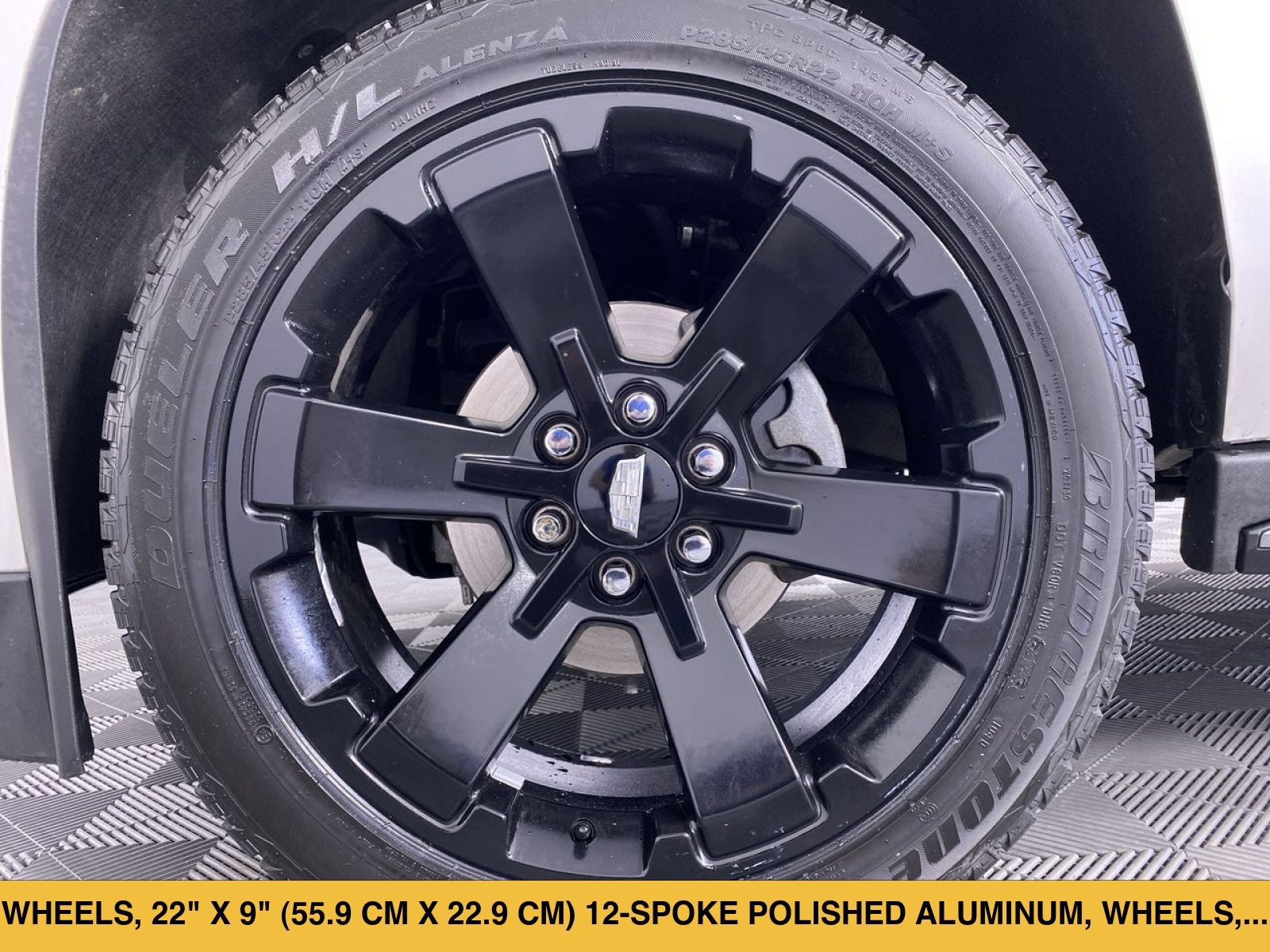 Used 2017 Cadillac Escalade Luxury AWD/4WD image 17