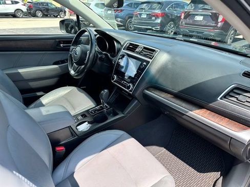Used 2019 Subaru Outback 2.5i Limited AWD/4WD image 24