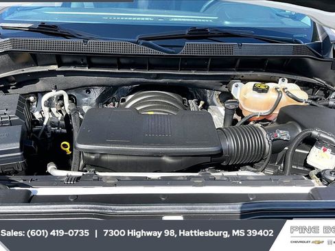 Used 2024 Chevrolet Silverado 1500 RST w/ Convenience Package II AWD/4WD image 9