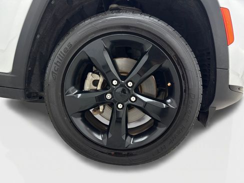 Used 2021 Jeep Grand Cherokee L Laredo RWD image 50