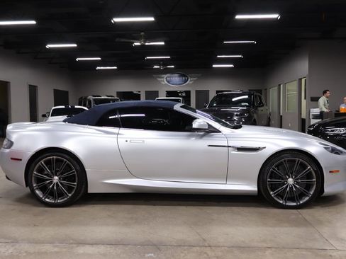 Used 2013 Aston Martin DB9 Volante image 12