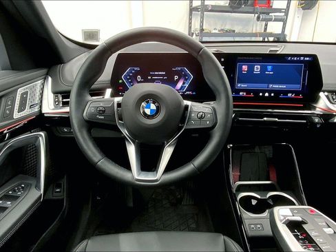 Used 2025 BMW X1 xDrive28i w/ Premium Package AWD/4WD image 11