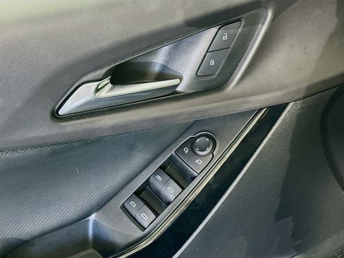 Used 2025 Chevrolet Equinox LT FWD image 15