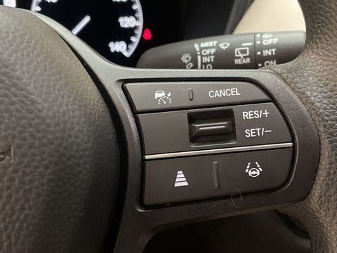 Certified 2024 Honda HR-V LX image 11