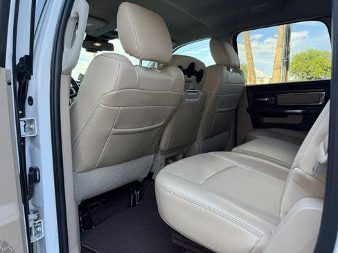 Used 2017 RAM 1500 Laramie AWD/4WD image 41